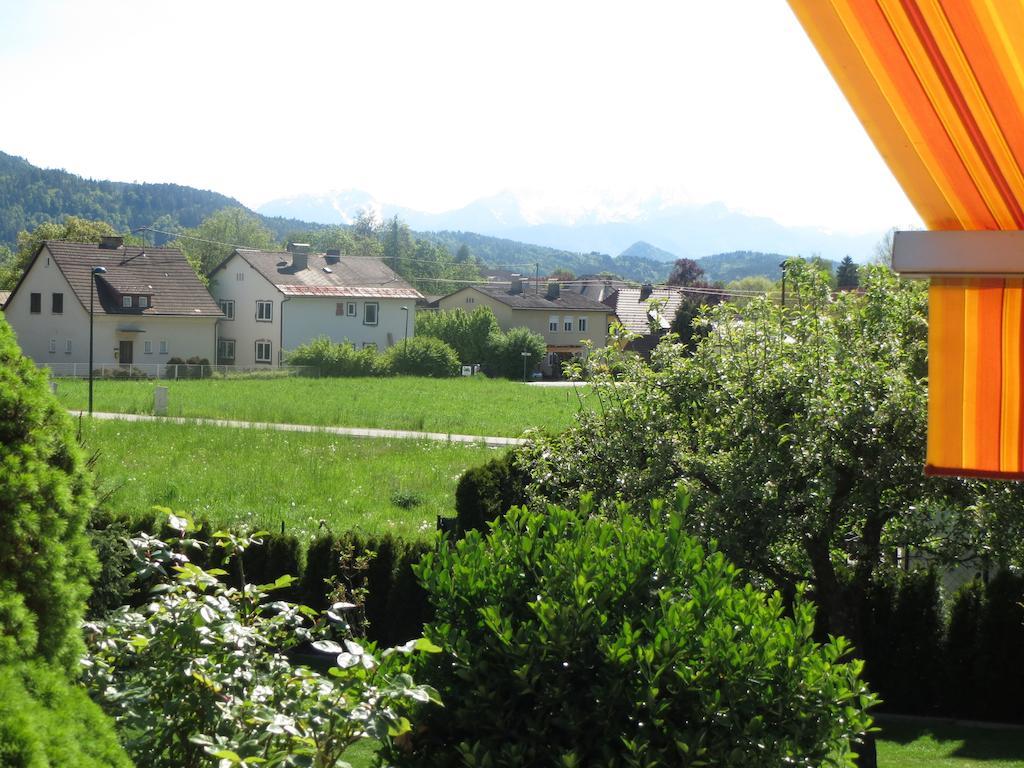 Bungalow Moewe Portschach am Woerthersee Bilik gambar